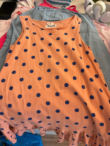 Arket Kleid 110/116 Orange mit blauen Punkten