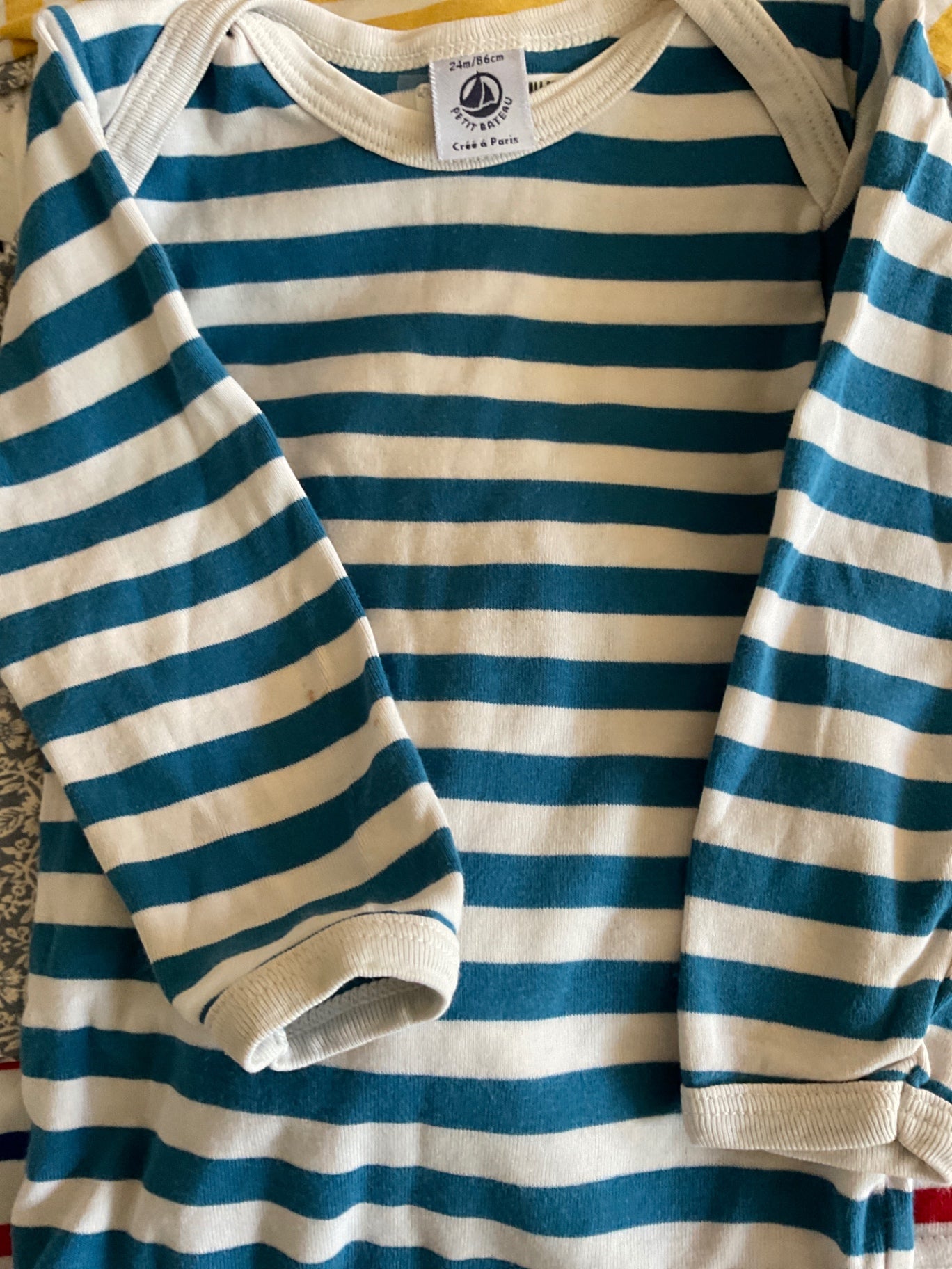 Petit Bateau Body *Flecken 86 Mittelblau-Weiß gestreift