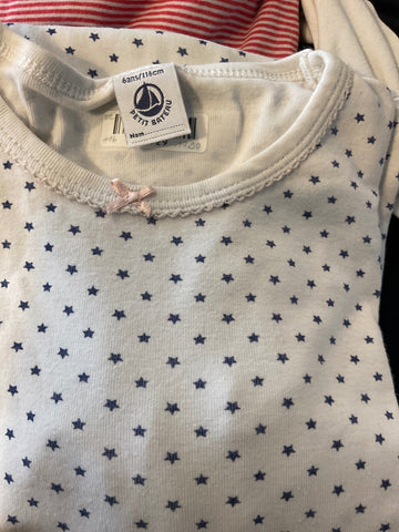 Petit Bateau Pyjama  116 Weiß mit blauen Sternen