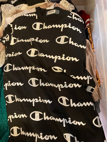 Champion T-Shirt kleid 158/164 Schwarz