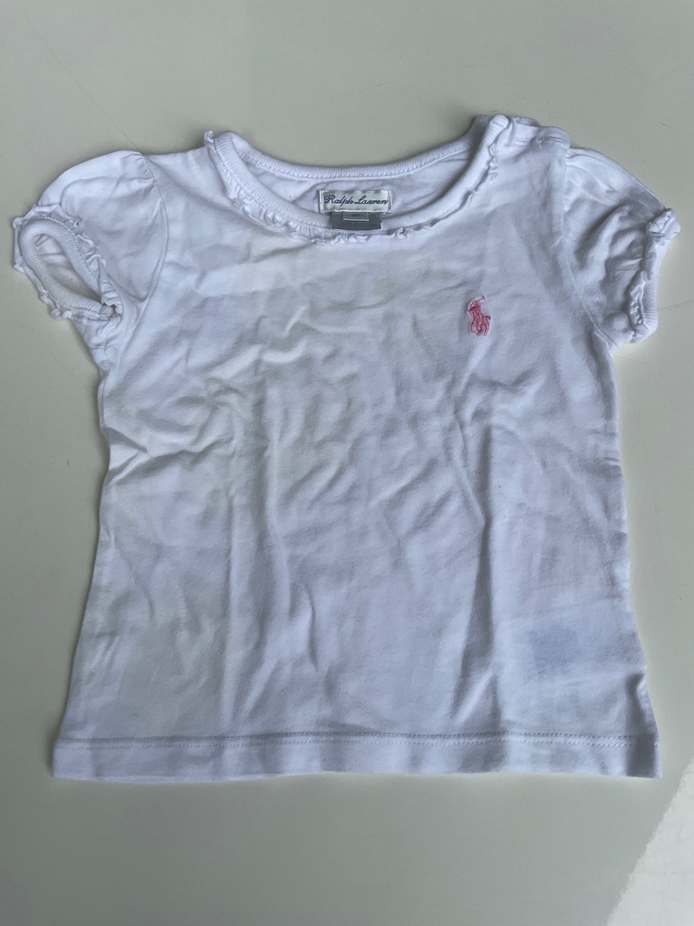 Ralph Lauren T-Shirt *gelbe Flecken vorne/hinten 86/92 Weiß