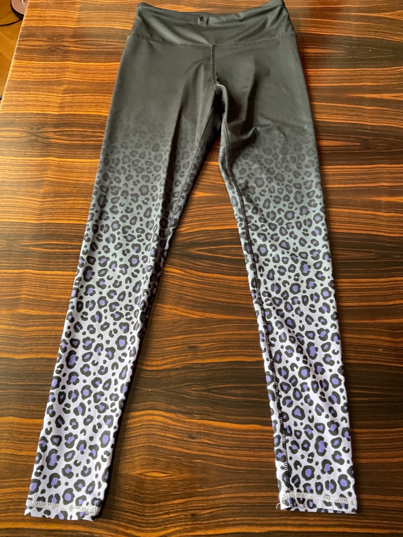 H&M  Leggings 158/164 Schwarz und Grau mit Leopardenmuster