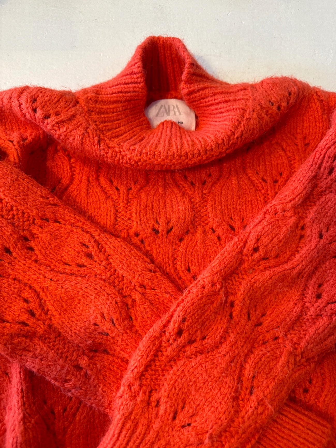 Zara Pullover 140 Rot