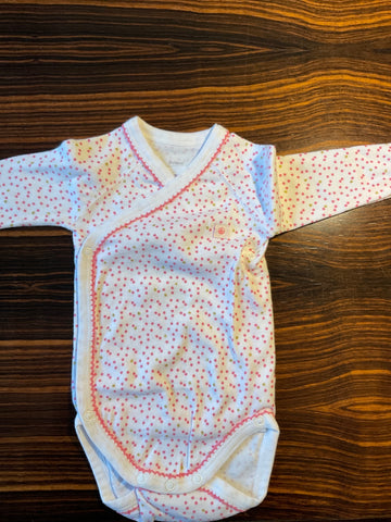 PETIT BATEAU Body 60 Weiß mit rosa Punkten