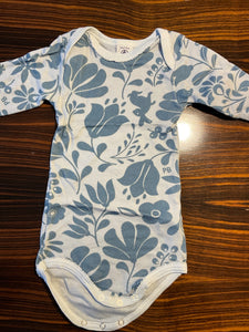 PETIT BATEAU Body 74 Hellblau mit blauem Muster